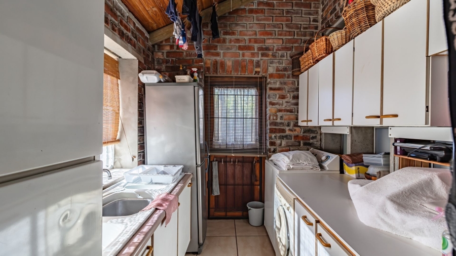 4 Bedroom Property for Sale in Bettys Bay Western Cape